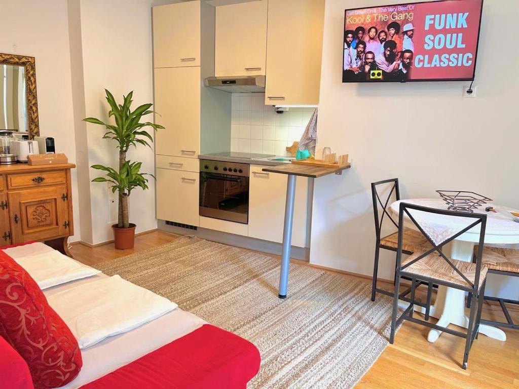 Magic Vienna Balcony Apartment Экстерьер фото